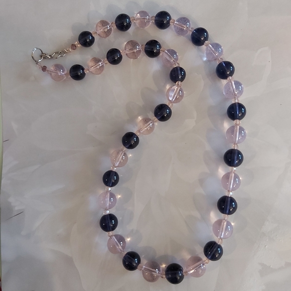 Rose Quartz Beads Necklace Jewelry - Picture 2 of 3